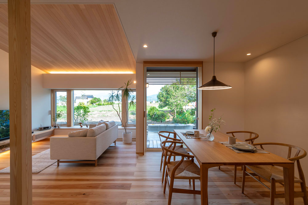 四季折々の山々を感じられる暮らし