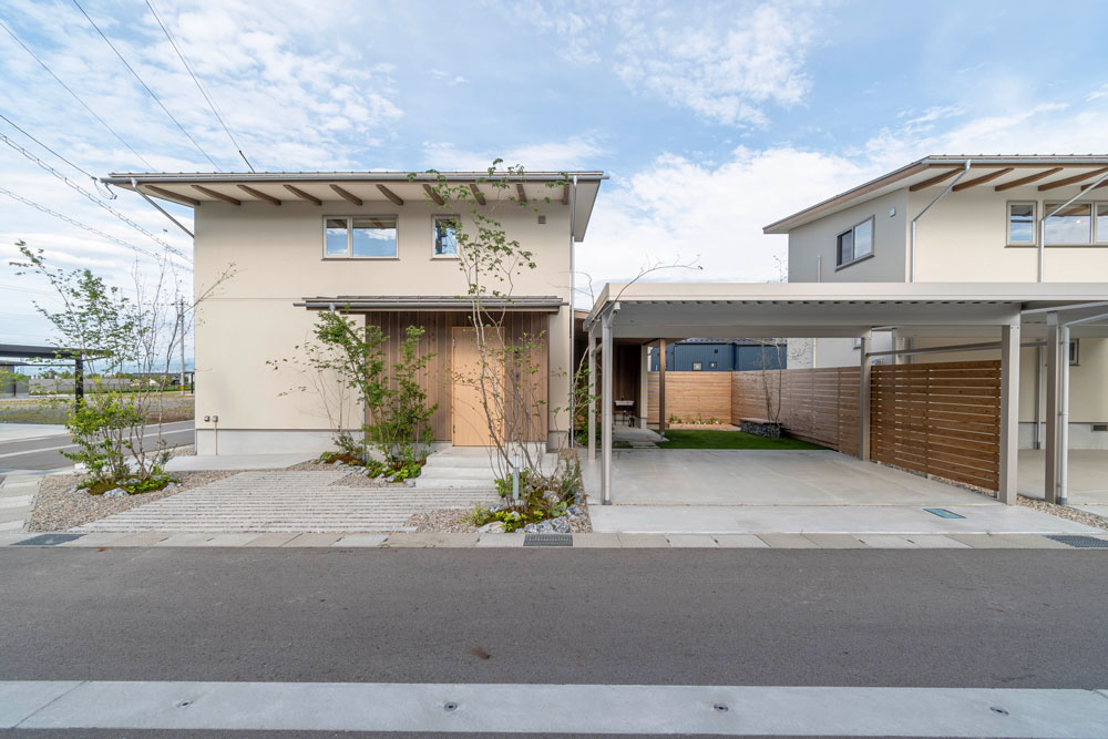 4台分の駐車スペース